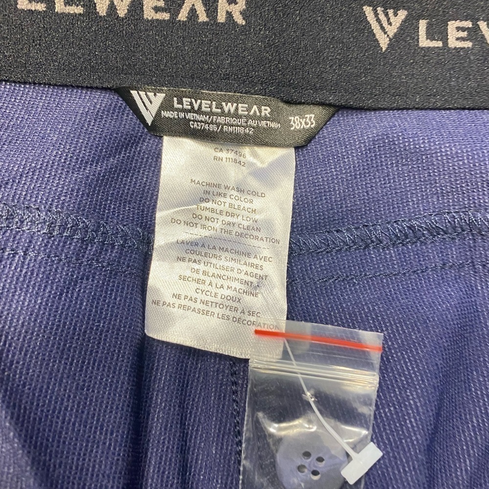 Men's LevelWear Quest navy blue dri-fit golf pants straight leg size 38X33 - Picture 4 of 8